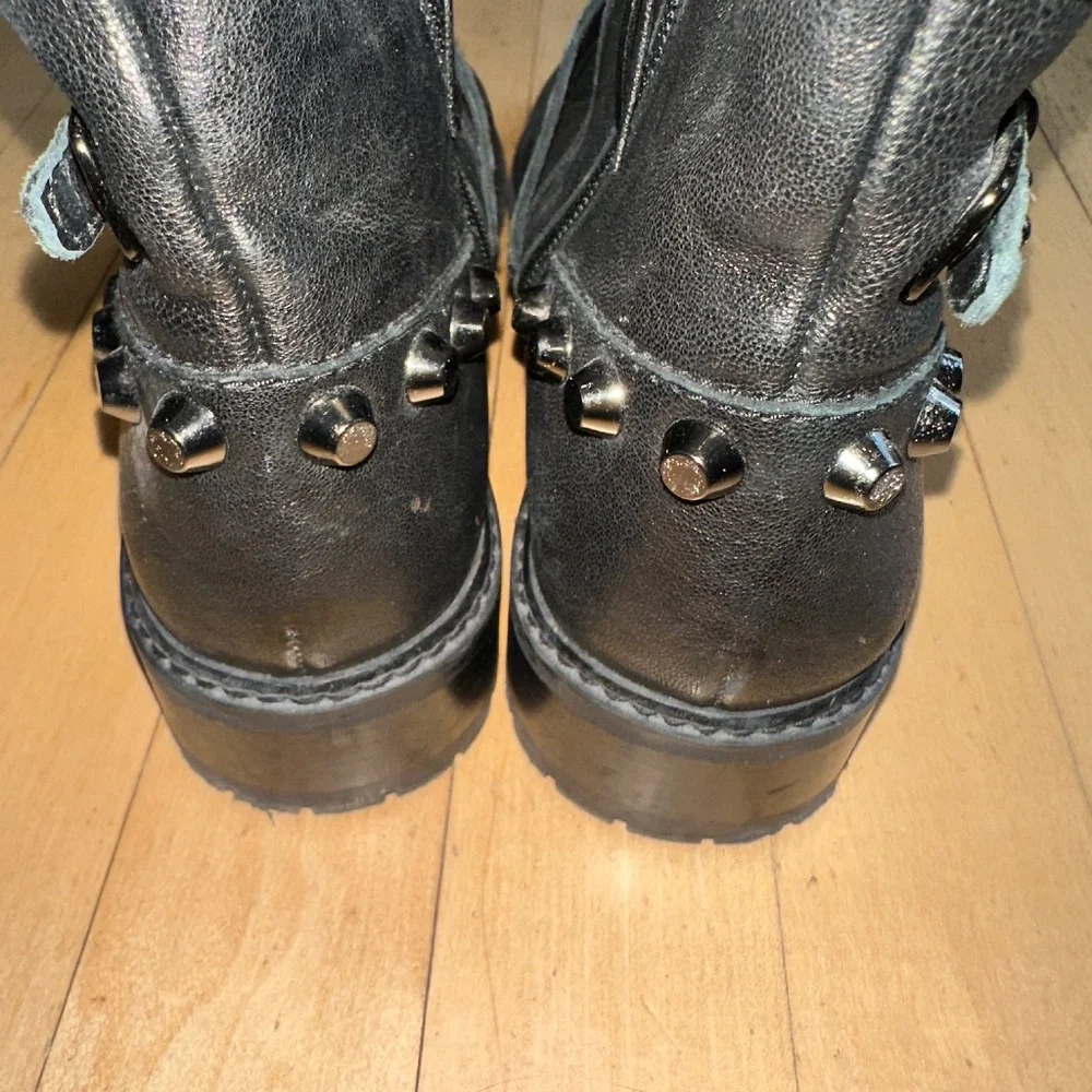 Stuart Weitzman Black Leather Gowest moto bootie, 7.5  CB2501 - Picture 6 of 7